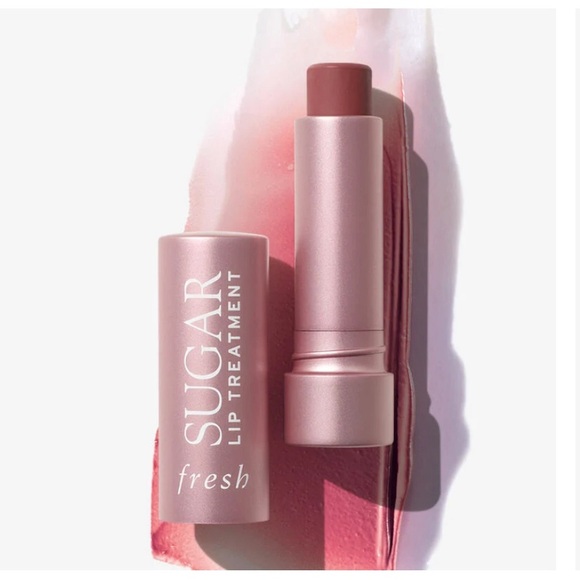 Fresh Lip Balm, Petal, Full Size, NIB - Picture 1 of 13